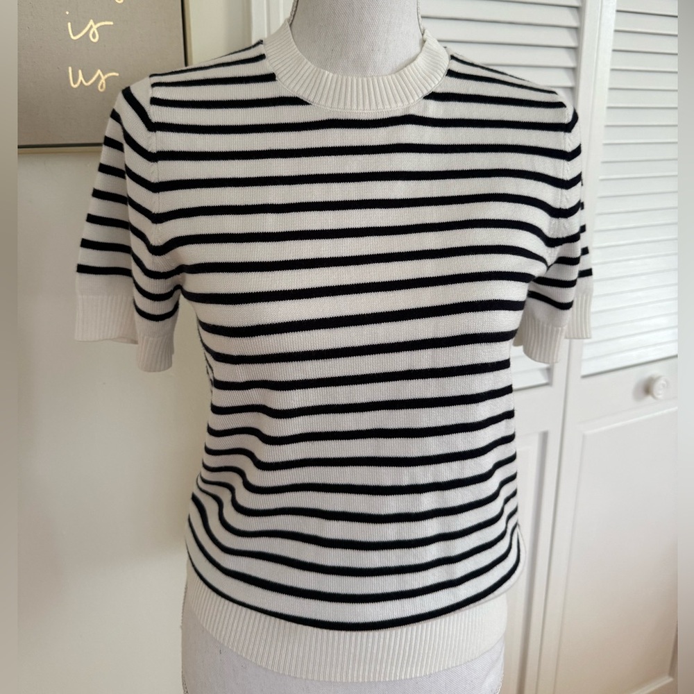 New Tommy Hilfiger short-sleeve sweater size S